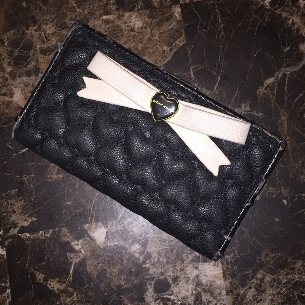 Betsey Johnson Wallet 💕💕